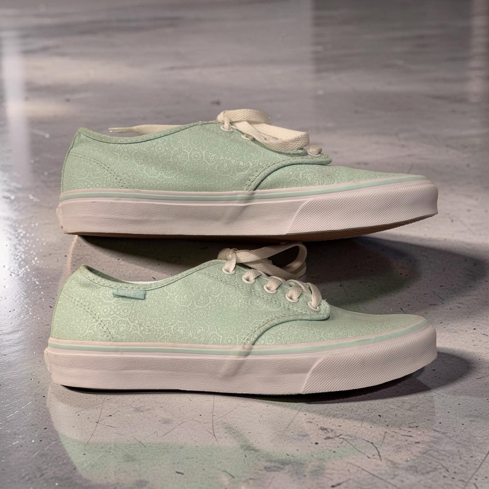 Vans Authentic Mint Seafoam Floral Embossed Canvas Sneakers Womens 9 EUR 40 - Picture 4 of 8